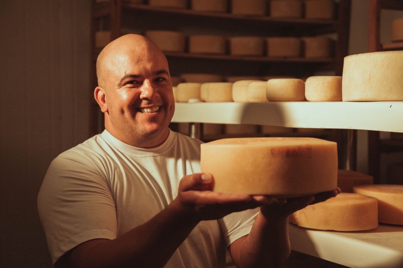 Noticia mineiro-conquista-o-brasil-com-queijo-artesanal